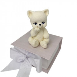 Čokoládová kočička bílá sedící 8cm